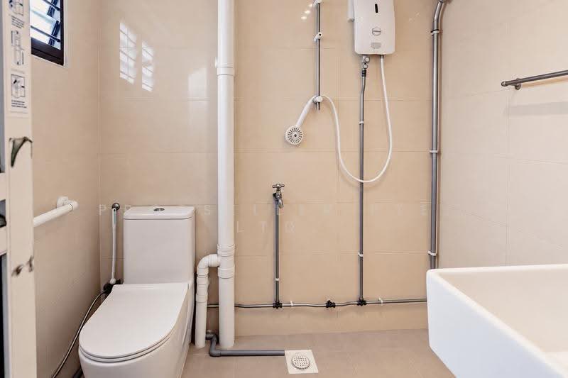 867 Yishun Street 81, 867 Yishun Street 81, Sembawang / Yishun, 3 Bedrooms, 1,119 sqft, HDB Flat For Sale, by Wes Teo, 500290064 - Bathroom - PropertyGuru.com.sg