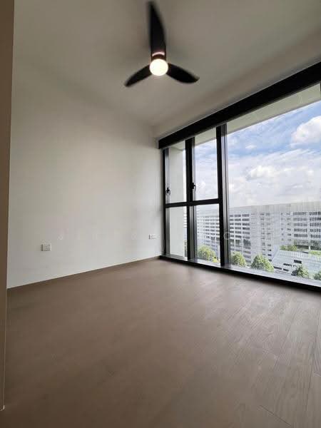 Penrose, 20 Sims Drive, Eunos / Geylang / Paya Lebar, 2 Bedrooms, 646 sqft, Condominium For Sale, by Jeffrey Koh, 500290075 - Living Room - PropertyGuru.com.sg