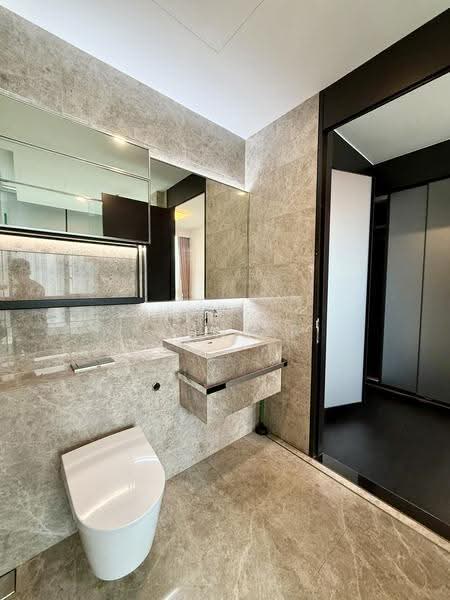 Martin Modern, 8 Martin Place, Orchard / River Valley, 4 Bedrooms, 1,733 sqft, Apartment For Sale, by Lynn Er, 500290095 - Bathroom - PropertyGuru.com.sg