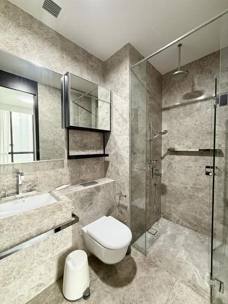 Martin Modern, 8 Martin Place, Orchard / River Valley, 4 Bedrooms, 1,733 sqft, Apartment For Sale, by Lynn Er, 500290095 - Bathroom - PropertyGuru.com.sg