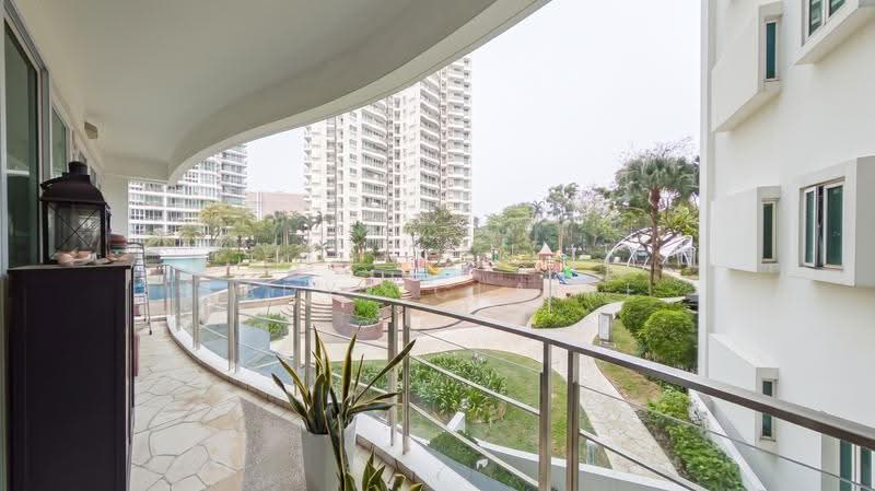 Cote D'Azur, 68 Marine Parade Road, East Coast / Marine Parade, 3 Bedrooms, 1,313 sqft, Condominium For Sale, by Ladyy Claire, 500290102 - Balcony - PropertyGuru.com.sg