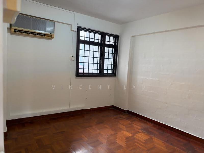 23 Sin Ming Road, 23 Sin Ming Road, Ang Mo Kio / Bishan / Thomson, 2 Bedrooms, 700 sqft, HDB Flat For Sale, by Vincent Lau, 500290111 - PropertyGuru.com.sg