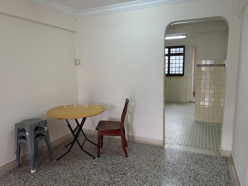 23 Sin Ming Road, 23 Sin Ming Road, Ang Mo Kio / Bishan / Thomson, 2 Bedrooms, 700 sqft, HDB Flat For Sale, by Vincent Lau, 500290111 - Living Room - PropertyGuru.com.sg