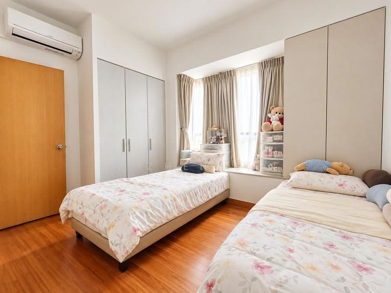 Lakeholmz, 82 Corporation Road, Boon Lay / Jurong / Tuas, 5 Bedrooms, 2,131 sqft, Condominium For Sale, by Li Zhen Tan, 500290115 - PropertyGuru.com.sg