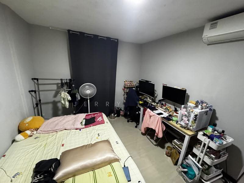 340B Sembawang Close, 340B Sembawang Close, Sembawang / Yishun, Room Rental, 250 sqft, HDB Flat For Rent, by Jerry Tay, 500290120 - Study - PropertyGuru.com.sg