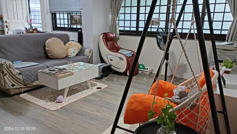 319 Sembawang Close, 319 Sembawang Close, Sembawang / Yishun, Room Rental, 200 sqft, HDB Flat For Rent, by Jerry Tay, 500290131 - Living Room - PropertyGuru.com.sg