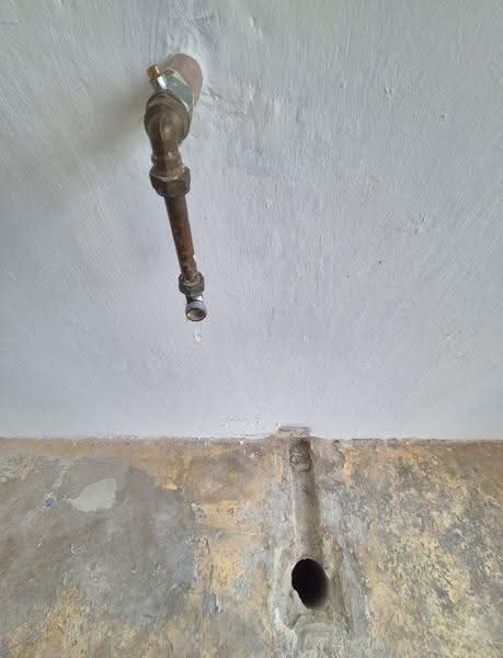 sTore, production, workshop, (aljunied), walking distance to aljunied mrt station!, Eunos / Geylang / Paya Lebar, 3,972 sqft, Light Industrial (B1) For Rent, by Joel Yong, 500290161 - CommercialGuru.com.sg