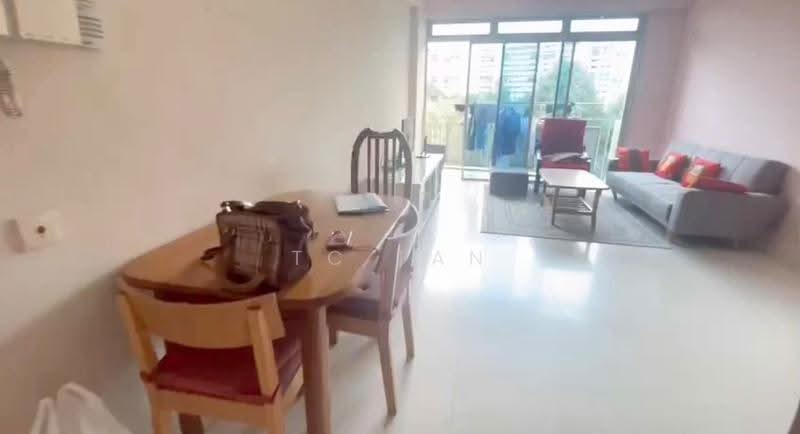 Starville, 68 Lengkong Tiga, Eunos / Geylang / Paya Lebar, 3 Bedrooms, 1,216 sqft, Condominium For Sale, by TC Tan, 500290163 - Living Room - PropertyGuru.com.sg