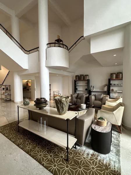 The Colonnade, 82 Grange Road, Tanglin / Holland / Bukit Timah, 4 Bedrooms, 3,993 sqft, Condominium For Rent, by Joan Navenza Wiguna, 500290165 - Living Room - PropertyGuru.com.sg