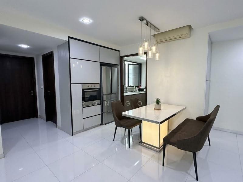 Riverparc Residence, 102 Punggol Drive, Hougang / Punggol / Sengkang, 3 Bedrooms, 1,076 sqft, Condominium For Sale, by Ron Goh, 500290177 - Dining Room - PropertyGuru.com.sg