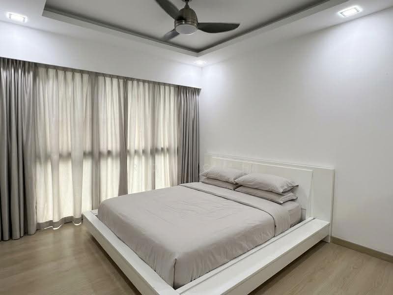 Riverparc Residence, 102 Punggol Drive, Hougang / Punggol / Sengkang, 3 Bedrooms, 1,076 sqft, Condominium For Sale, by Ron Goh, 500290177 - Master Bedroom - PropertyGuru.com.sg
