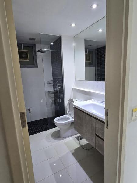 Ferraria Park Condo, 8 Flora Drive, Changi Airport / Changi Village, 2 Bedrooms, 1,088 sqft, Condominium For Rent, by Ann Teo, 500290194 - Bathroom - PropertyGuru.com.sg