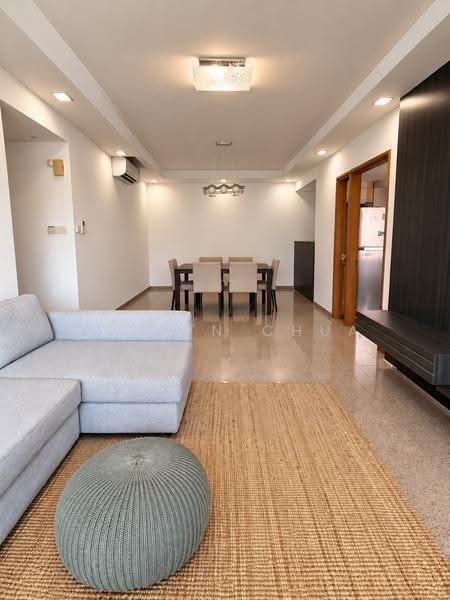 Queens, 10 Stirling Road, Alexandra / Commonwealth, 3 Bedrooms, 1,184 sqft, Condominium For Rent, by Jaclyn Chua, 500290199 - Living Room - PropertyGuru.com.sg