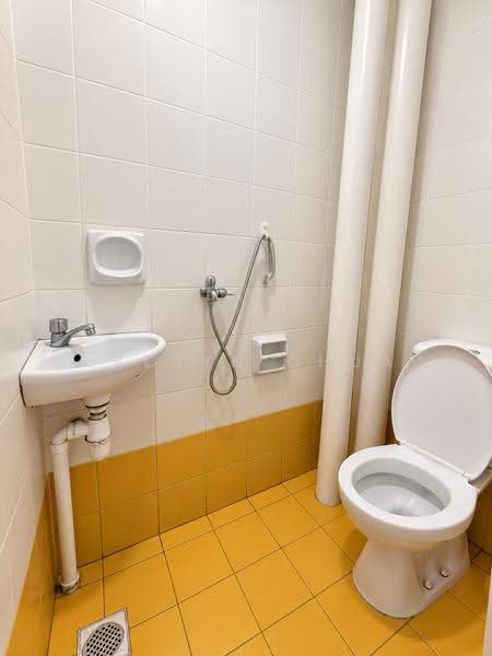 Queens, 10 Stirling Road, Alexandra / Commonwealth, 3 Bedrooms, 1,184 sqft, Condominium For Rent, by Jaclyn Chua, 500290199 - WC - PropertyGuru.com.sg