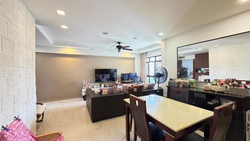 68 Redhill Close, 68 Redhill Close, Alexandra / Commonwealth, 3 Bedrooms, 1,076 sqft, HDB Flat For Sale, by Jose Loh Zhenhao, 500290202 - Living Room - PropertyGuru.com.sg