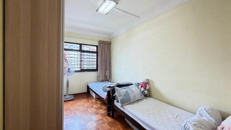 68 Redhill Close, 68 Redhill Close, Alexandra / Commonwealth, 3 Bedrooms, 1,076 sqft, HDB Flat For Sale, by Jose Loh Zhenhao, 500290202 - Bedroom - PropertyGuru.com.sg