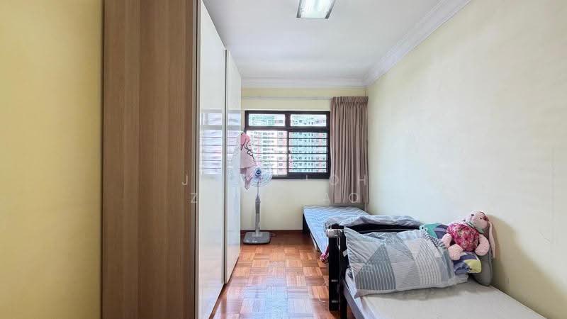 68 Redhill Close, 68 Redhill Close, Alexandra / Commonwealth, 3 Bedrooms, 1,076 sqft, HDB Flat For Sale, by Jose Loh Zhenhao, 500290202 - Bedroom - PropertyGuru.com.sg