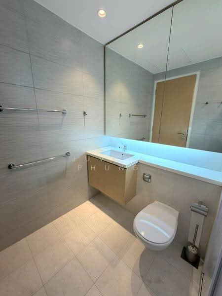 Riveredge, 21 Sampan Place, East Coast / Marine Parade, 2 Bedrooms, 1,012 sqft, Condominium For Sale, by Juvena Phung, 500290203 - Common Bathroom - PropertyGuru.com.sg