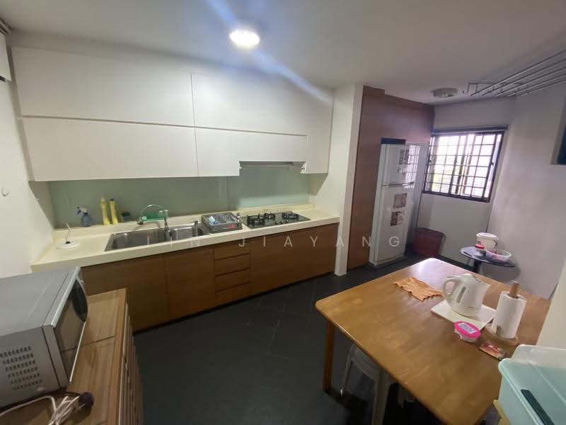 461 Choa Chu Kang Avenue 4, 461 Choa Chu Kang Avenue 4, Dairy Farm / Bukit Panjang / Choa Chu Kang, 3 Bedrooms, 1,324 sqft, HDB Flat For Rent, by Lin Jiayang, 500290212 - Kitchen - PropertyGuru.com.sg