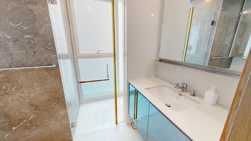 76 Shenton, 76 Shenton Way, Chinatown / Tanjong Pagar, 2 Bedrooms, 980 sqft, Apartment For Rent, by Joseph Khoo, 500290218 - Master Bathroom - PropertyGuru.com.sg