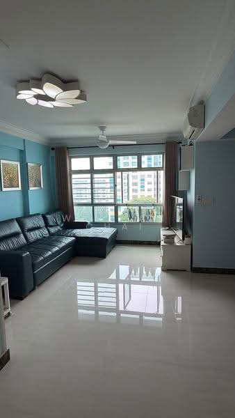 561A Jurong West Street 42, 561A Jurong West Street 42, Boon Lay / Jurong / Tuas, 2 Bedrooms, 732 sqft, HDB Flat For Sale, by William Chai, 500290226 - Living Room - PropertyGuru.com.sg