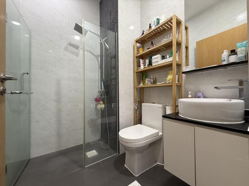 Loft@Holland, 151 Holland Road, Tanglin / Holland / Bukit Timah, 1 Bedroom, 432 sqft, Condominium For Rent, by Jennifer Ong, 500290237 - Bathroom - PropertyGuru.com.sg