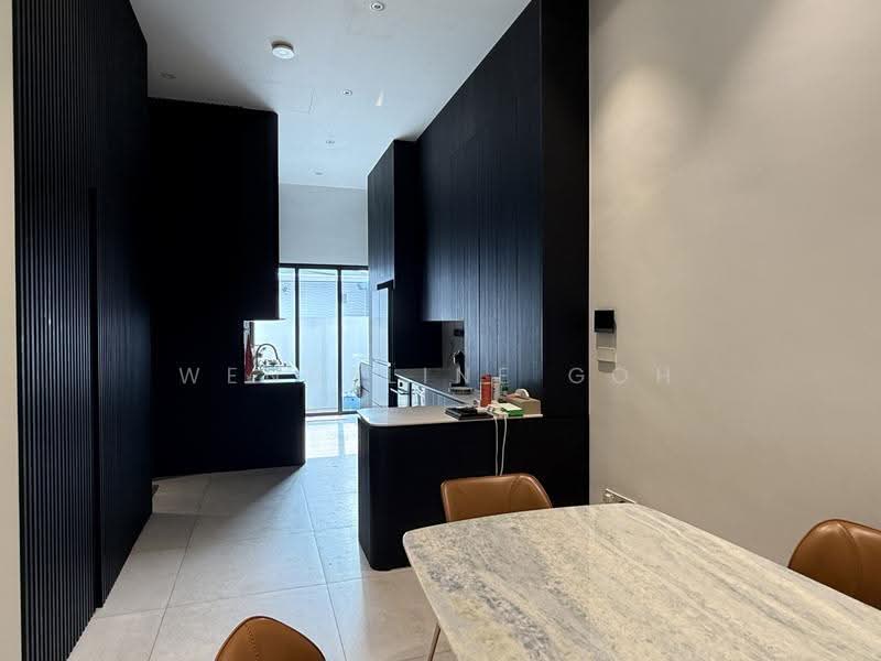 Jalan Mas Kuning, Jalan Mas Kuning, Buona Vista / West Coast / Clementi New Town, 6 Bedrooms, 5,000 sqft, Terraced House For Rent, by Wendeline Goh, 500290241 - Kitchen - PropertyGuru.com.sg