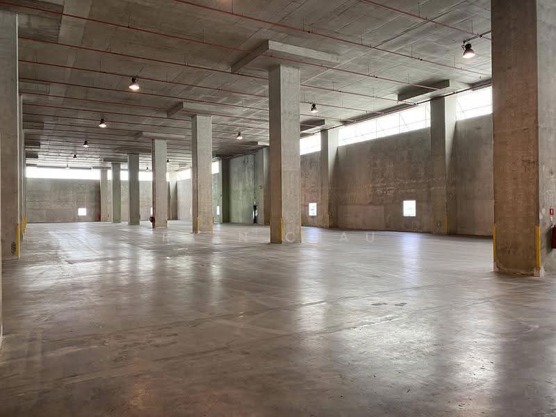Corner | 3 Bays | 8m Clear @ Jurong, Jurong, Boon Lay / Jurong / Tuas, 20,100 sqft, Warehouse For Rent, by Ryan Chau, 500290258 - CommercialGuru.com.sg