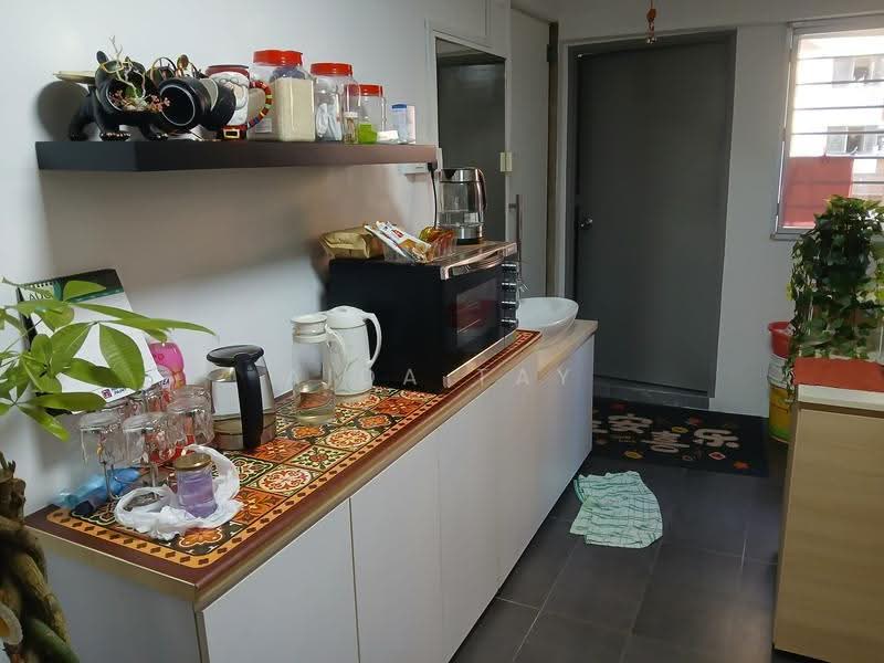 28 Kelantan Road, 28 Kelantan Road, Farrer Park / Serangoon Rd, Room Rental, 150 sqft, HDB Flat For Rent, by Aida Tay, 500290262 - Kitchen - PropertyGuru.com.sg
