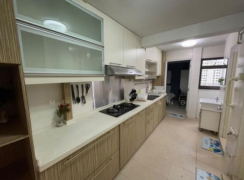 100 Lorong 1 Toa Payoh, 100 Lorong 1 Toa Payoh, Balestier / Toa Payoh, 2 Bedrooms, 840 sqft, HDB Flat For Rent, by Melissa Chang, 500290273 - Kitchen - PropertyGuru.com.sg