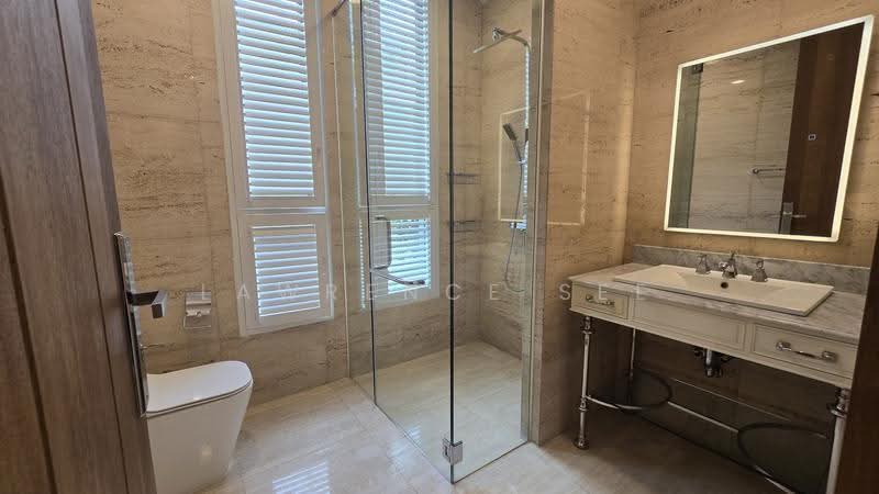 Orchard / Grange / One tree hill landed detached bungalow, One tree hill, Orchard / River Valley, 4 Bedrooms, 3,600 sqft, Detached House For Rent, by Lawrence See, 500290280 - Bathroom - PropertyGuru.com.sg