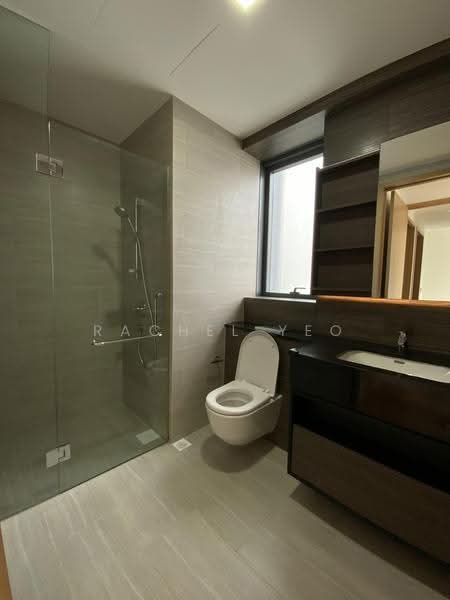 Alex Residences, 28 Alexandra View, Alexandra / Commonwealth, 3 Bedrooms, 904 sqft, Apartment For Rent, by Rachel Yeo, 500290281 - Bathroom - PropertyGuru.com.sg