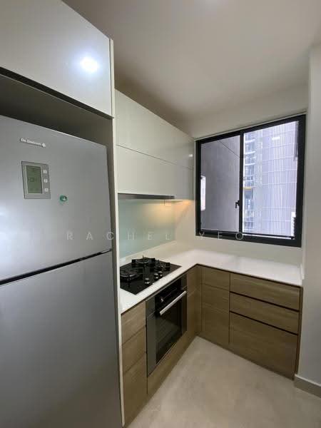 Alex Residences, 28 Alexandra View, Alexandra / Commonwealth, 3 Bedrooms, 904 sqft, Apartment For Rent, by Rachel Yeo, 500290281 - Kitchen - PropertyGuru.com.sg