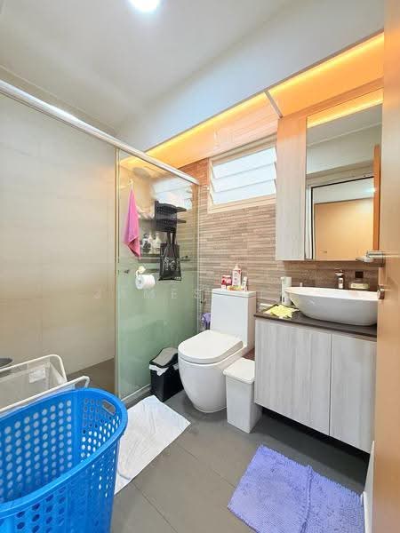 296C Bukit Batok Street 22, 296C Bukit Batok Street 22, Dairy Farm / Bukit Panjang / Choa Chu Kang, 3 Bedrooms, 1,216 sqft, HDB Flat For Sale, by James Yeo, 500290282 - Bathroom - PropertyGuru.com.sg
