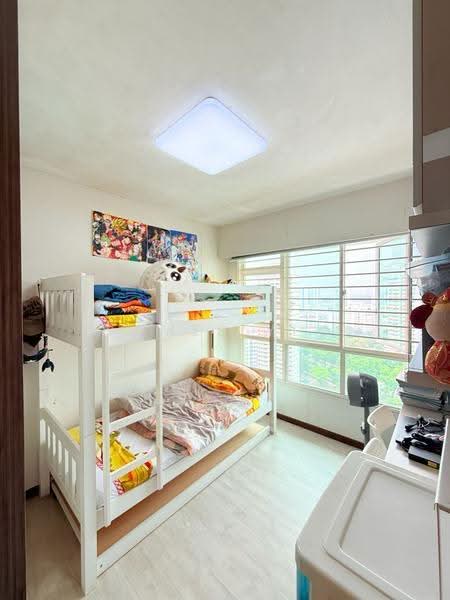 296C Bukit Batok Street 22, 296C Bukit Batok Street 22, Dairy Farm / Bukit Panjang / Choa Chu Kang, 3 Bedrooms, 1,216 sqft, HDB Flat For Sale, by James Yeo, 500290282 - Bedroom - PropertyGuru.com.sg