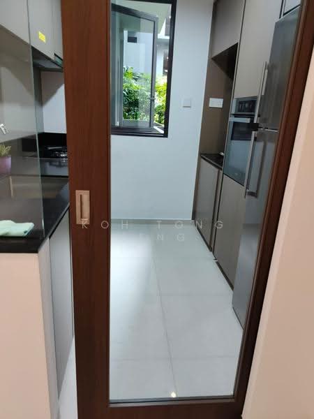 Royalgreen, 6B Anamalai Avenue, Tanglin / Holland / Bukit Timah, 3 Bedrooms, 990 sqft, Condominium For Rent, by Koh Tong Seng, 500290285 - Kitchen - PropertyGuru.com.sg