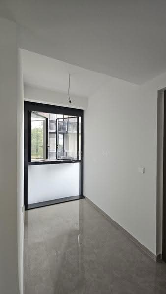 Hillock Green, 22-28 Lentor Central, Mandai / Upper Thomson, 3 Bedrooms, 1,023 sqft, Condominium For Rent, by Myron Pang Kian Hann, 500290290 - Study with windows - PropertyGuru.com.sg