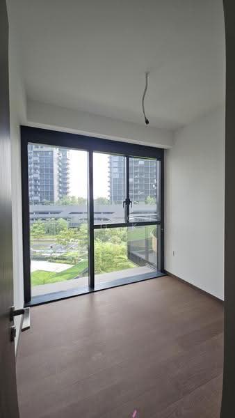 Hillock Green, 22-28 Lentor Central, Mandai / Upper Thomson, 3 Bedrooms, 1,023 sqft, Condominium For Rent, by Myron Pang Kian Hann, 500290290 - 1st Common Bedroom - PropertyGuru.com.sg
