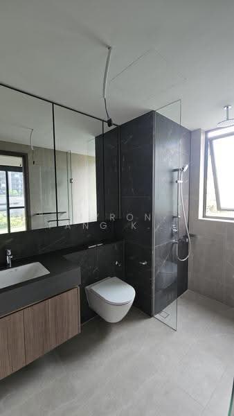 Hillock Green, 22-28 Lentor Central, Mandai / Upper Thomson, 3 Bedrooms, 1,023 sqft, Condominium For Rent, by Myron Pang Kian Hann, 500290290 - Master Bathroom - PropertyGuru.com.sg