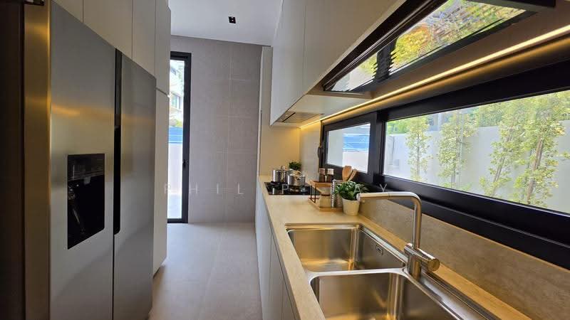 26A Siglap Road, East Coast / Marine Parade, 5 Bedrooms, 9,280 sqft, Detached House For Sale, by Philip Tay, 500290293 - Kitchen - PropertyGuru.com.sg