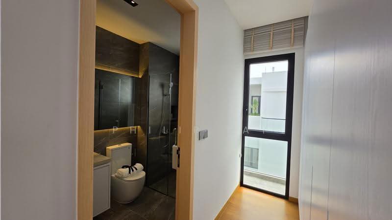 26A Siglap Road, East Coast / Marine Parade, 5 Bedrooms, 9,280 sqft, Detached House For Sale, by Philip Tay, 500290293 - Bathroom - PropertyGuru.com.sg