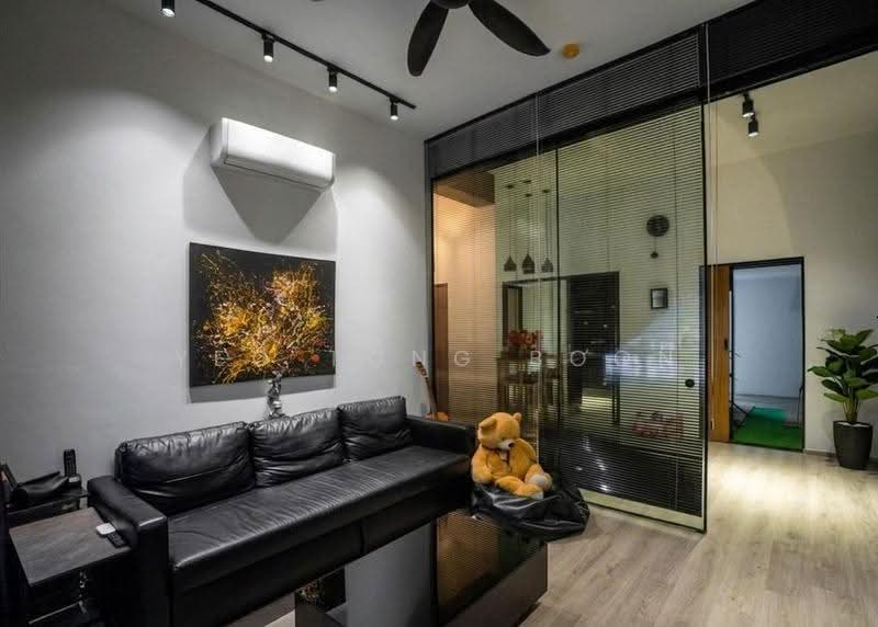 118A Alkaff Crescent, 118A Alkaff Crescent, Macpherson / Potong Pasir, 3 Bedrooms, 1,001 sqft, HDB Flat For Sale, by Yeo Tong Boon, 500290294 - Living Room - PropertyGuru.com.sg