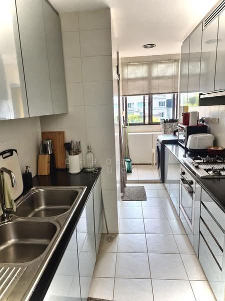 East Palm, 1 Palm Road, East Coast / Marine Parade, 3 Bedrooms, 2,390 sqft, Condominium For Rent, by Deborah Guo, 500290319 - Kitchen - PropertyGuru.com.sg