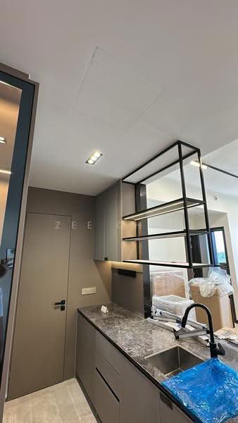 Perfect Ten, 323 Bukit Timah Road, Tanglin / Holland / Bukit Timah, 2 Bedrooms, 797 sqft, Condominium For Rent, by Zee Chia, 500290321 - Kitchen - PropertyGuru.com.sg