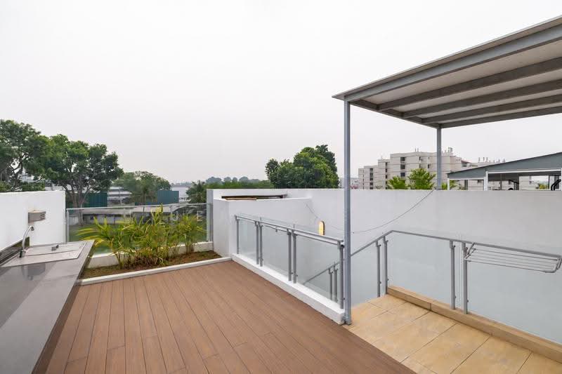 Cabana, 145A Sunrise Terrace, Seletar / Yio Chu Kang, 4 Bedrooms, 3,068 sqft, Cluster House For Sale, by Jerry Lee, 500290322 - Terrace - PropertyGuru.com.sg