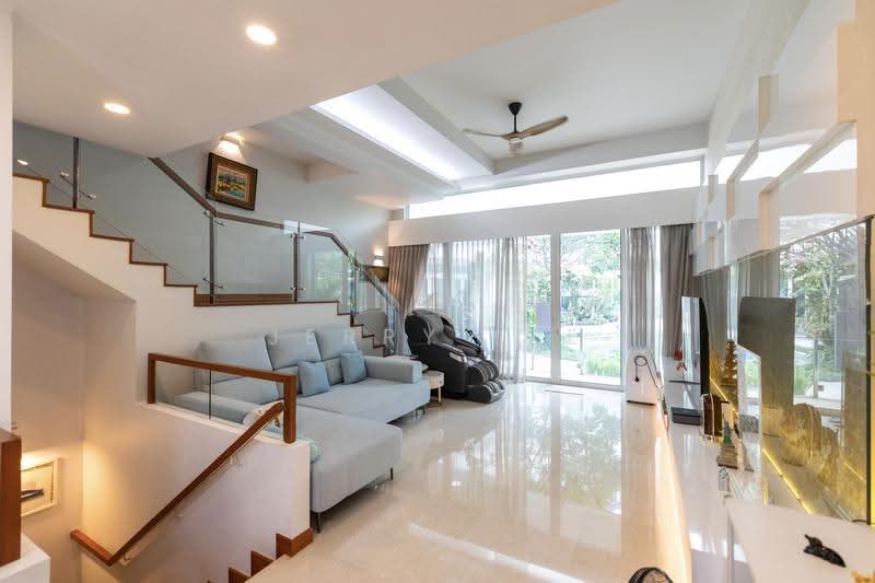 Cabana, 145A Sunrise Terrace, Seletar / Yio Chu Kang, 4 Bedrooms, 3,068 sqft, Cluster House For Sale, by Jerry Lee, 500290322 - Living Room - PropertyGuru.com.sg
