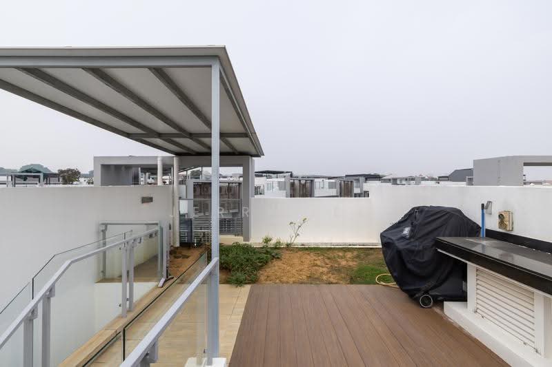 Cabana, 145A Sunrise Terrace, Seletar / Yio Chu Kang, 4 Bedrooms, 3,068 sqft, Cluster House For Sale, by Jerry Lee, 500290322 - Terrace - PropertyGuru.com.sg