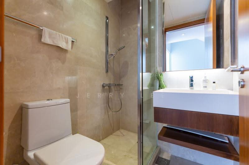 Cabana, 145A Sunrise Terrace, Seletar / Yio Chu Kang, 4 Bedrooms, 3,068 sqft, Cluster House For Sale, by Jerry Lee, 500290322 - Bathroom - PropertyGuru.com.sg