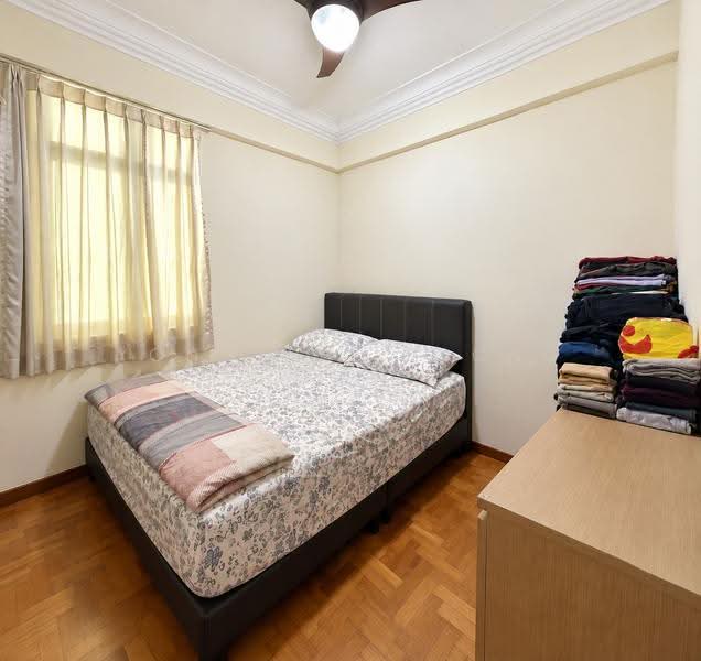 Kasturina Lodge, 20 Kay Poh Road, Tanglin / Holland / Bukit Timah, 2 Bedrooms, 753 sqft, Apartment For Sale, by Yong Wee Foong 杨伟锋, 500290325 - Bedroom - PropertyGuru.com.sg
