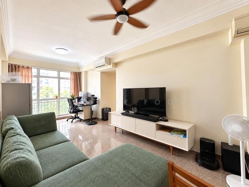 Kasturina Lodge, 20 Kay Poh Road, Tanglin / Holland / Bukit Timah, 2 Bedrooms, 753 sqft, Apartment For Sale, by Yong Wee Foong 杨伟锋, 500290325 - Living Room - PropertyGuru.com.sg